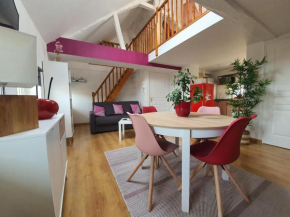 Appartement cerise Honfleur centre avec place de parking
